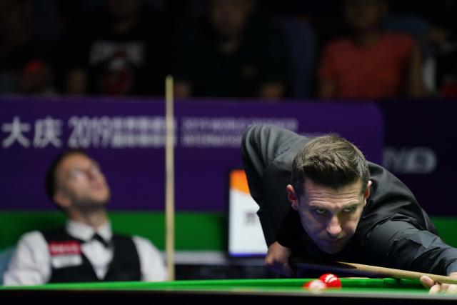 仅是绿茵场 仅是绿茵场