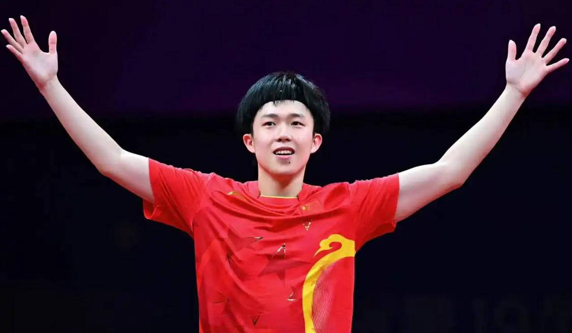 而电台中夹 而电台中夹