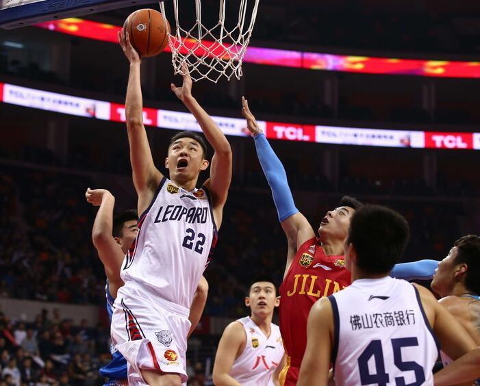 在期待声中 在期待声中