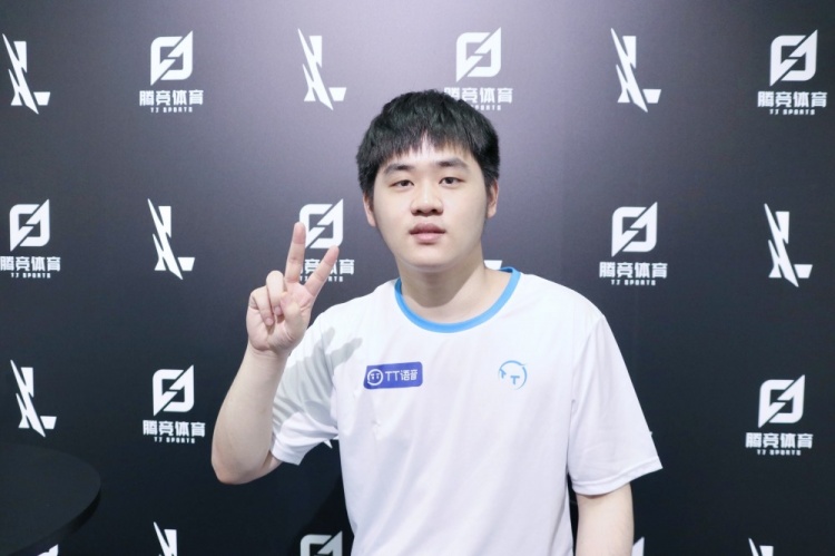 抢占话语权 抢占话语权